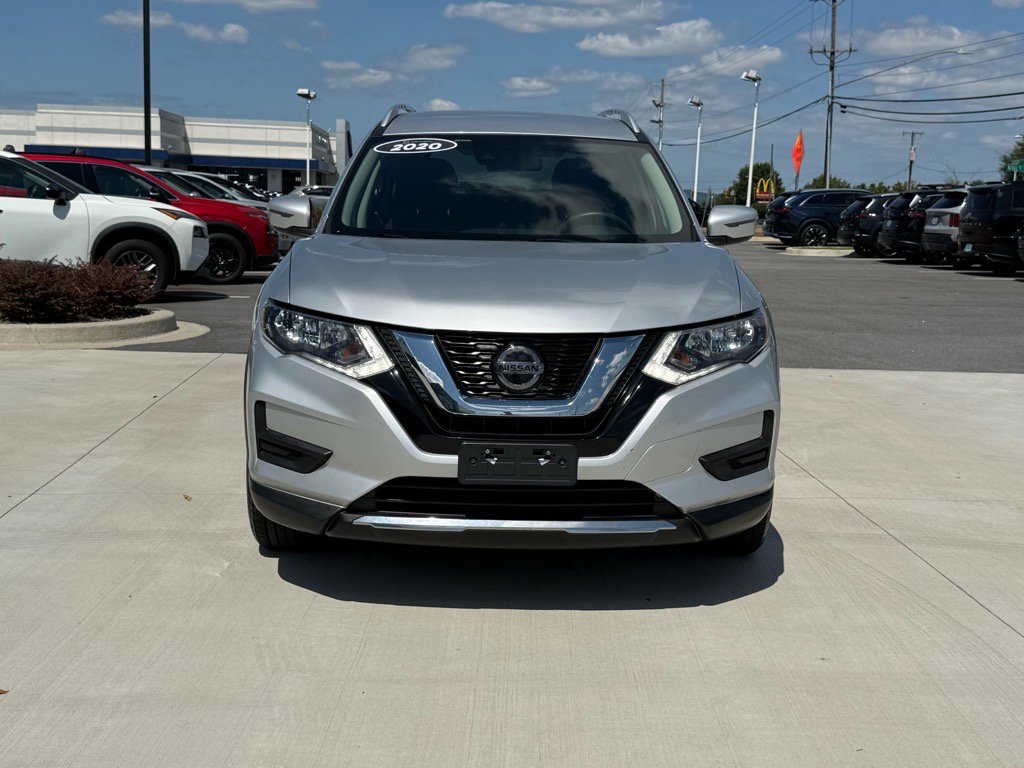 2020 Nissan Rogue SV photo 2
