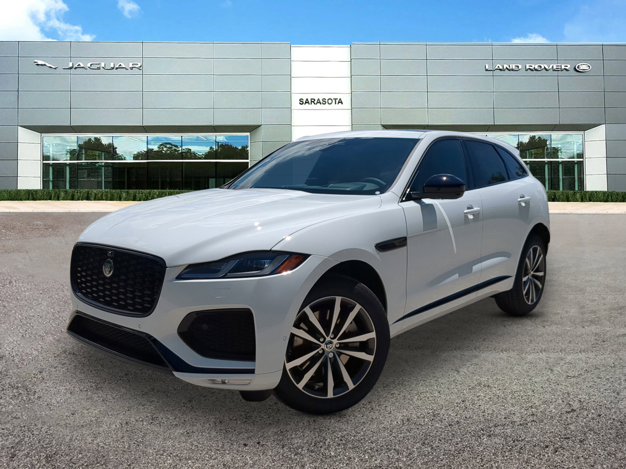 2026 Jaguar F-Pace R-Dynamic S's photo