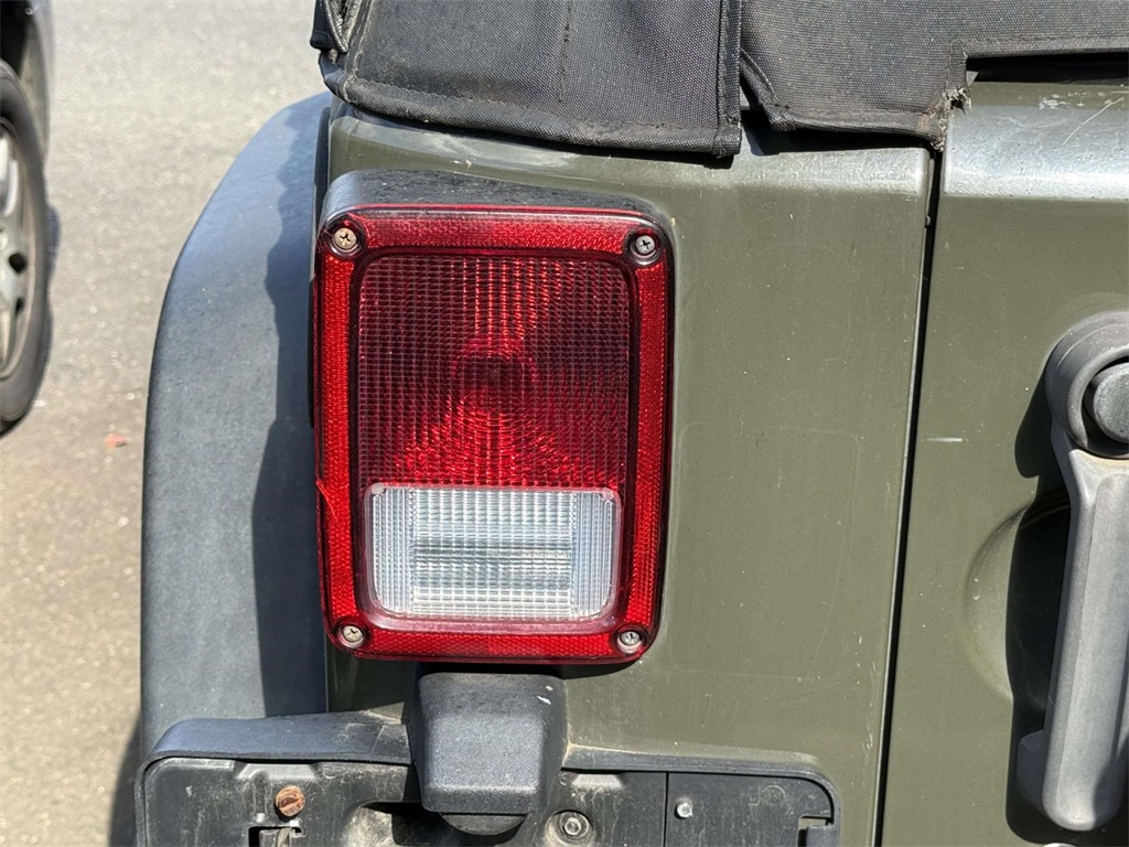 2015 Jeep Wrangler Sport photo 10