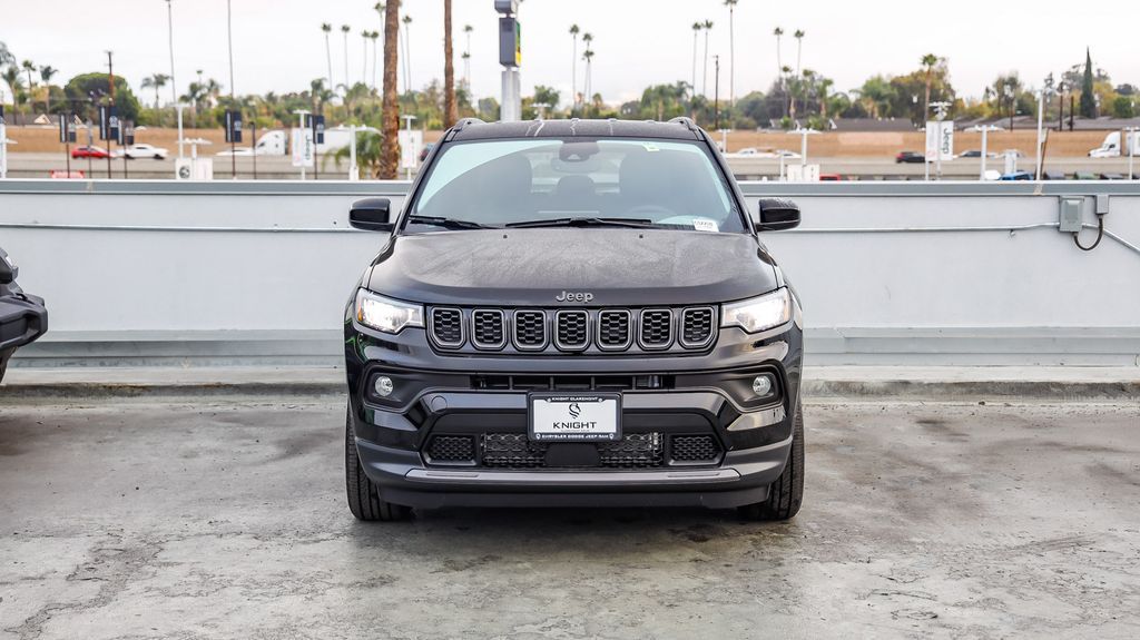 2026 Jeep Compass Latitude Altitude photo 2
