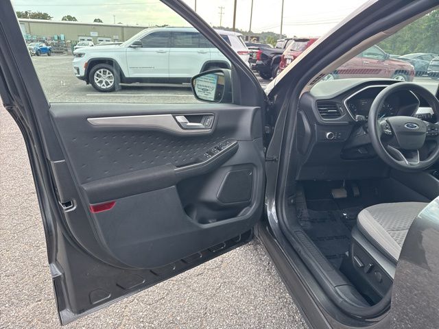 2020 Ford Escape SE photo 11