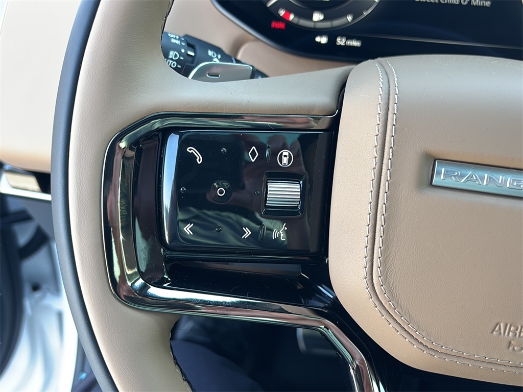 2025 Land Rover Range Rover Sport SE photo 18