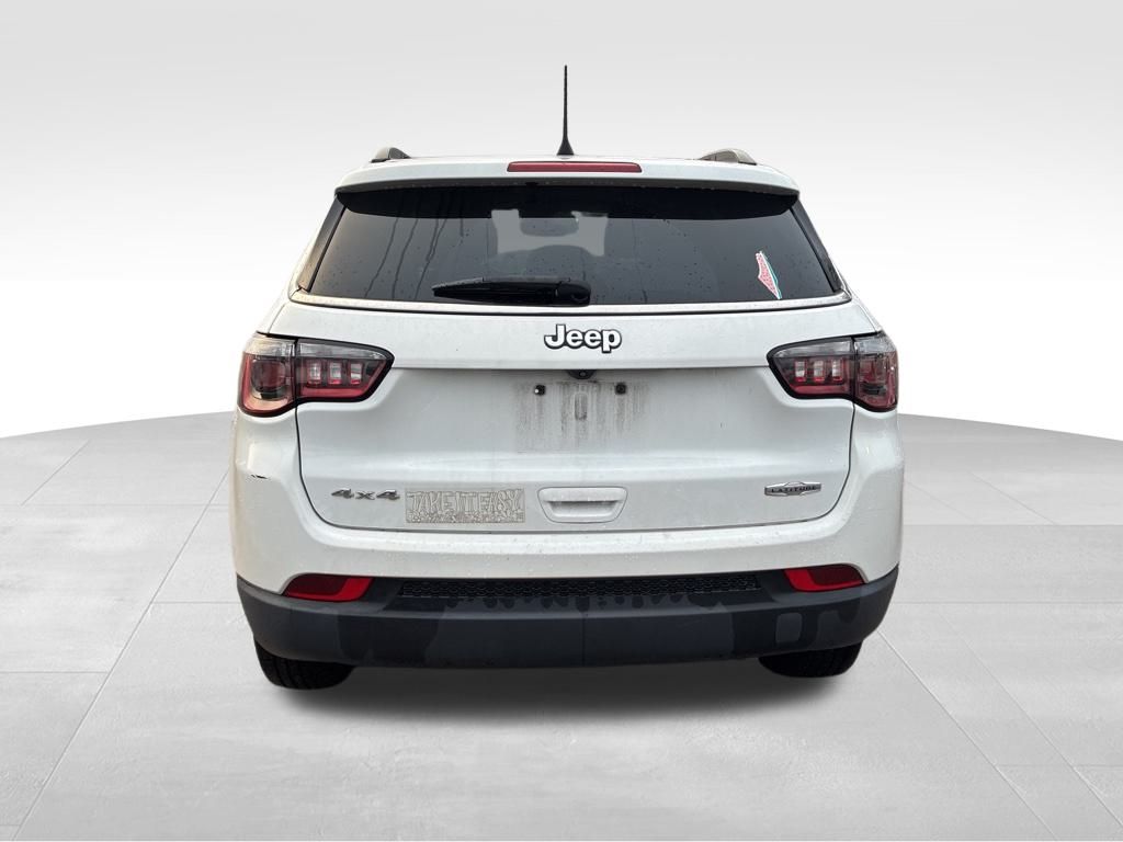 2022 Jeep Compass North Edition Latitude photo 3