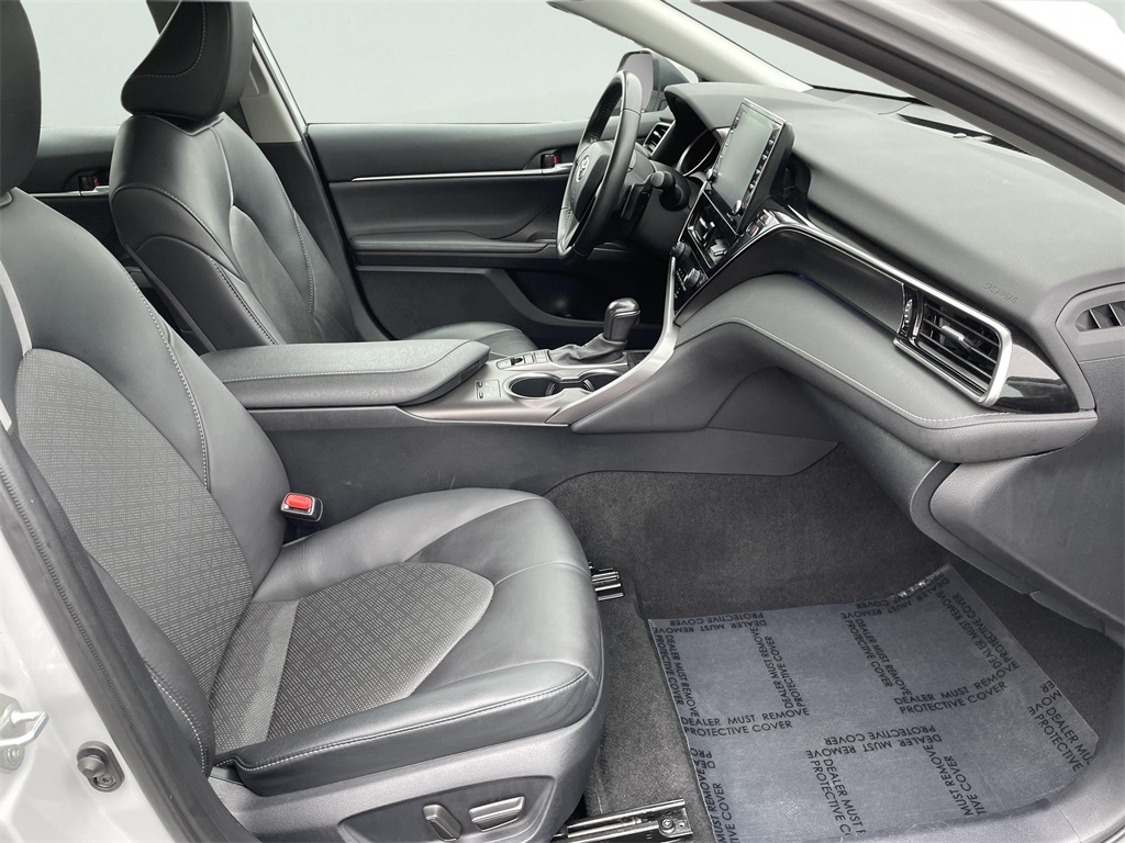 2023 Toyota Camry XSE photo 15