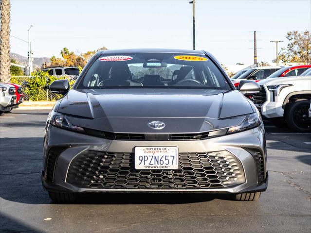 2025 Toyota Camry SE photo 2