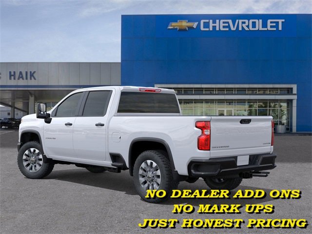 2025 Chevrolet Silverado 2500HD Custom photo 3