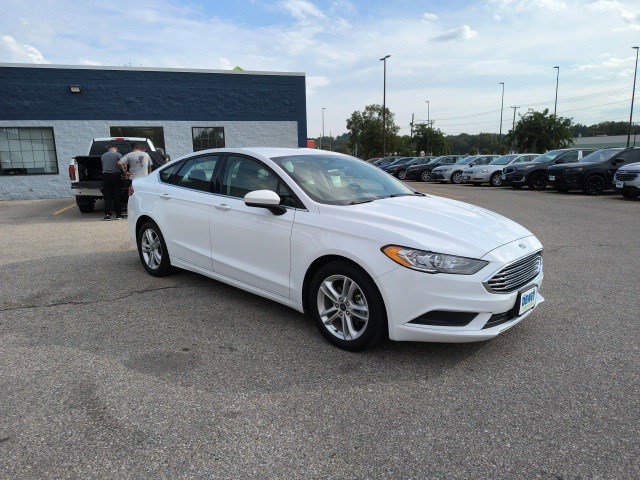2018 Ford Fusion SE photo 7