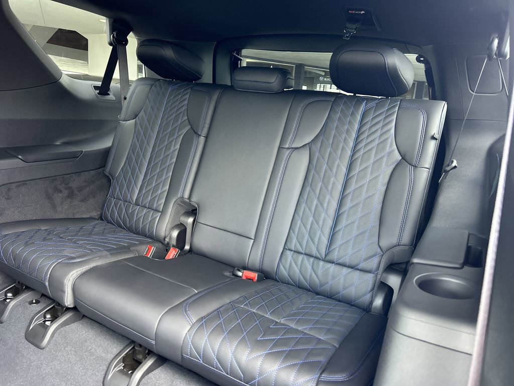 2026 Cadillac Escalade Luxury photo 19