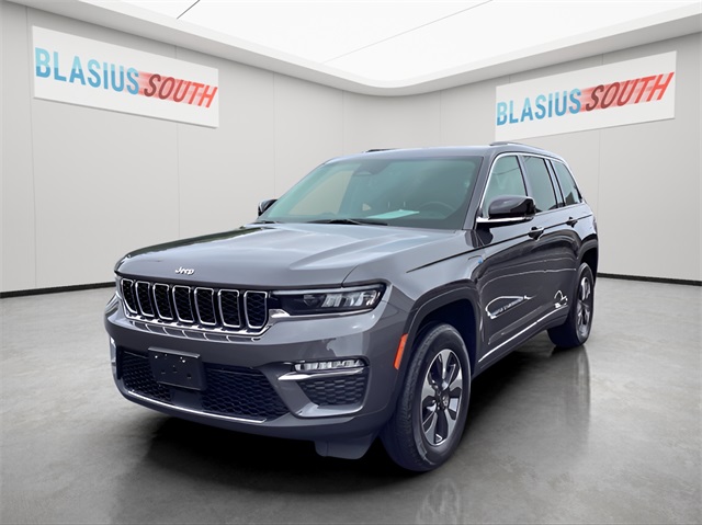 2023 Jeep Grand Cherokee 4xe photo 7