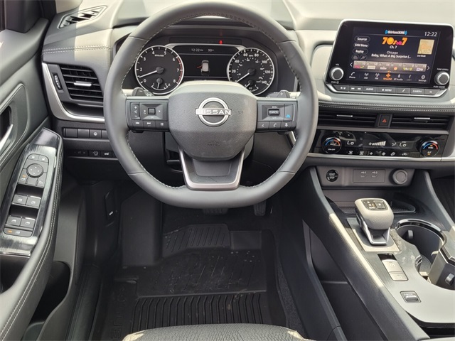 2025 Nissan Rogue SV photo 8