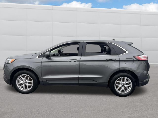 2024 Ford Edge SEL photo 2