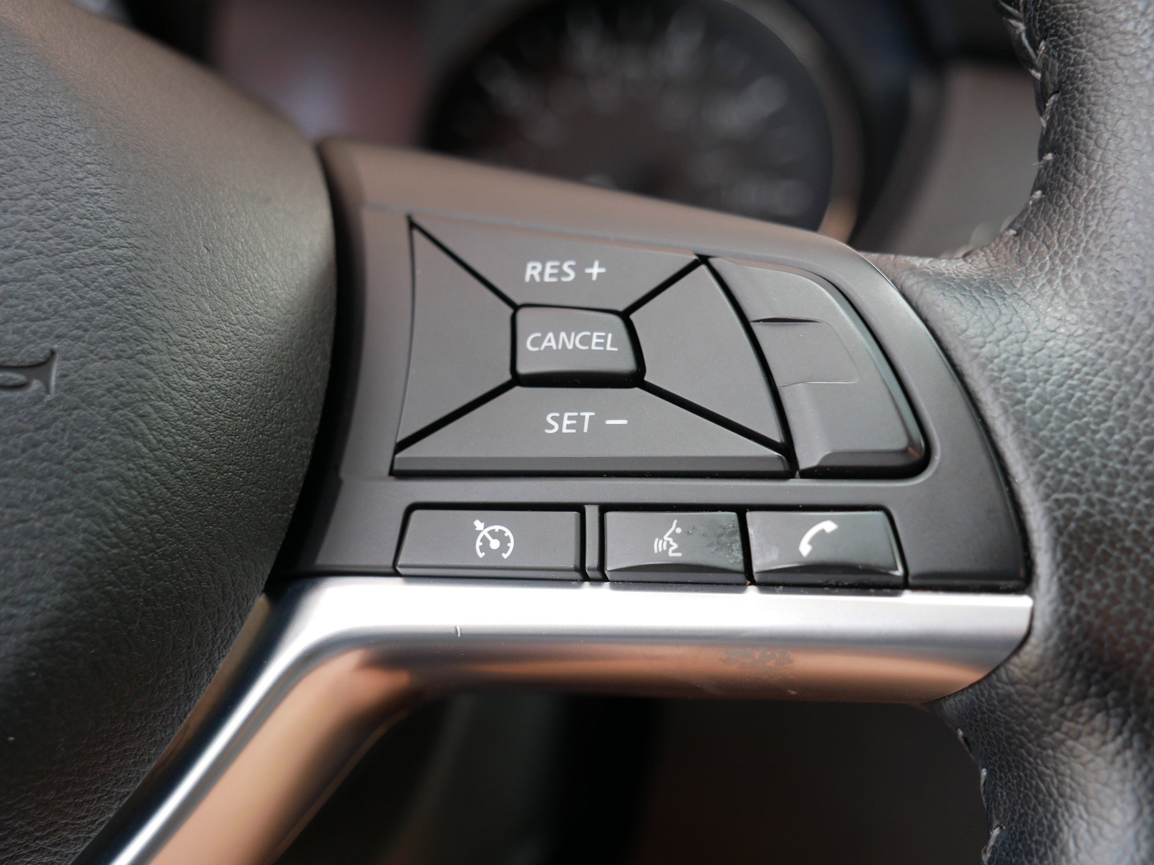 2022 Nissan Rogue Sport SV photo 29