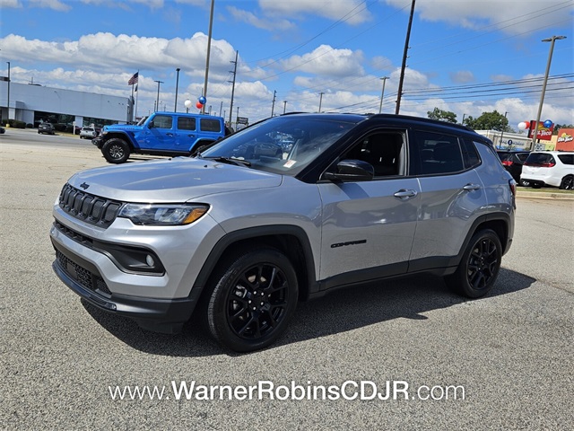 2022 Jeep Compass Altitude photo 3