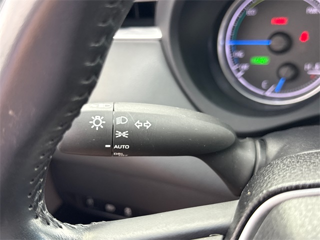2021 Toyota Venza LE photo 13