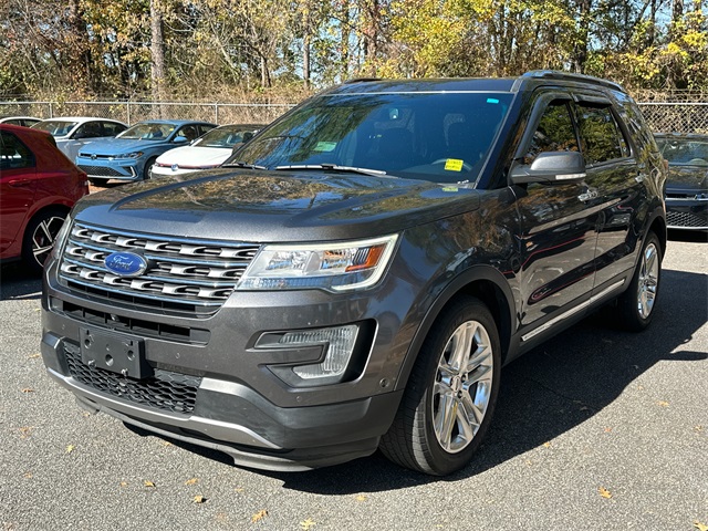 2017 Ford Explorer Limited photo 3
