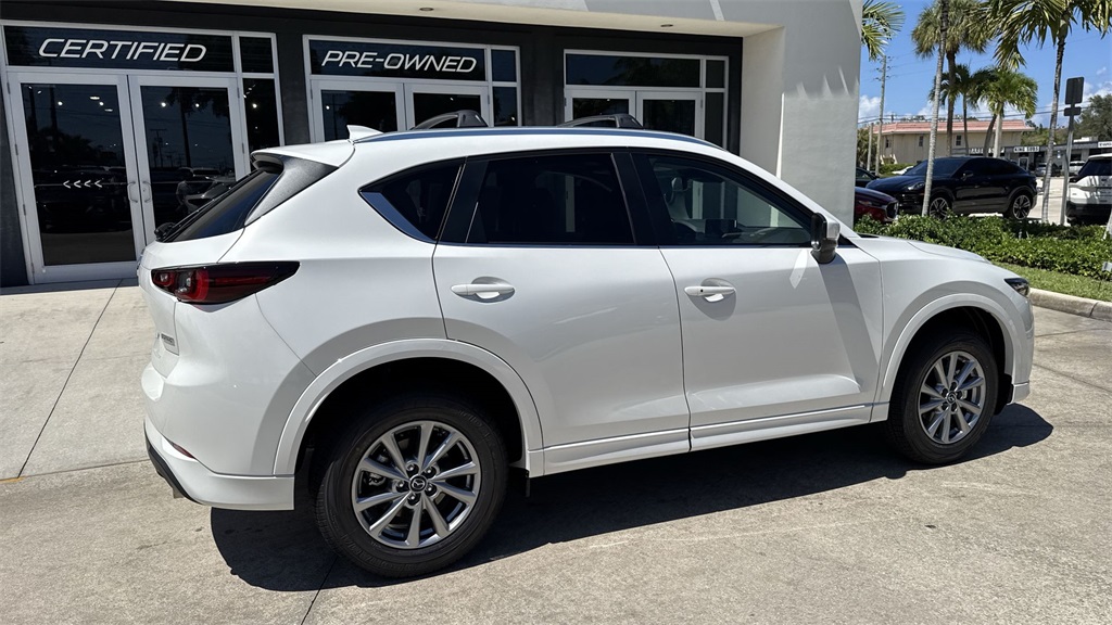 2025 Mazda CX-5 2.5 S Preferred photo 4
