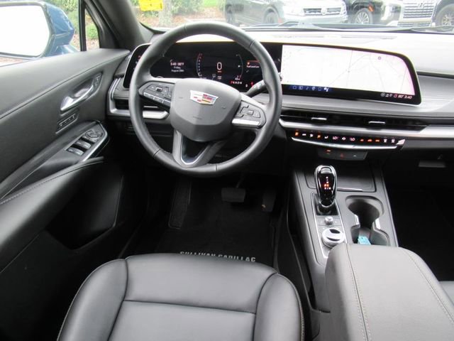 2025 Cadillac XT4 Premium Luxury photo 13