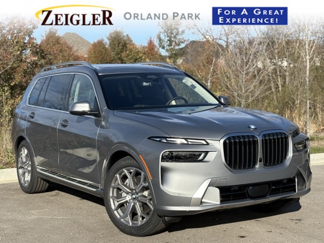 New 2025 BMW X7 xDrive40i SUV in Orland Park #BF5142 | BMW of Orland Park
