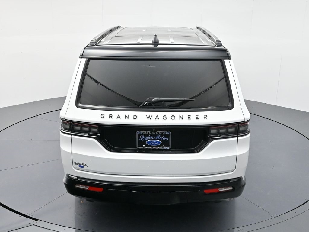 2024 Jeep Wagoneer L Series III photo 34