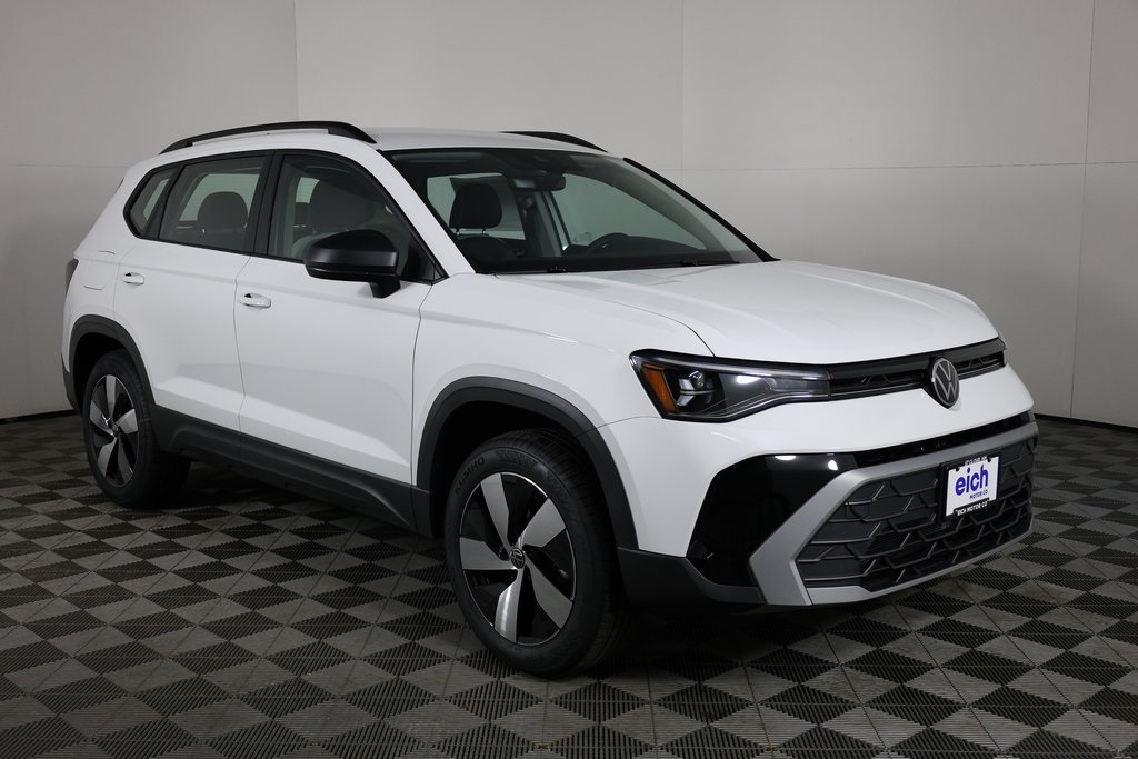 2025 Volkswagen Taos S's photo