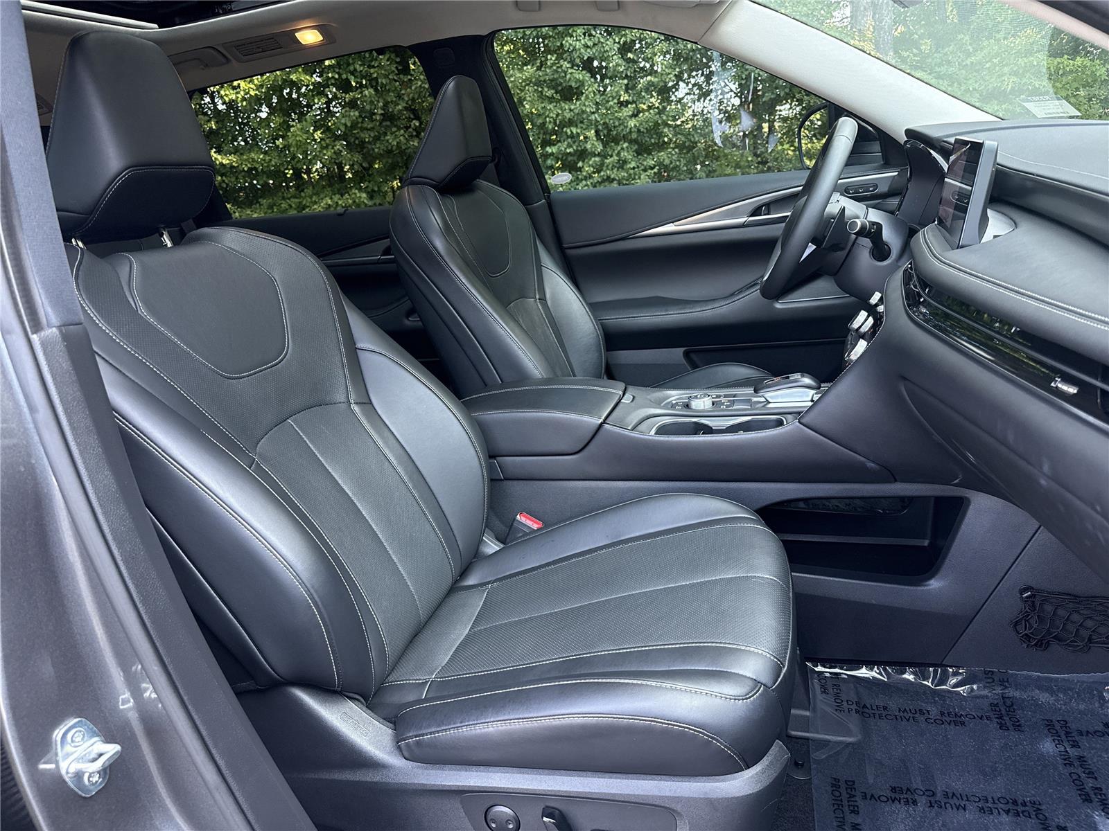 2022 Infiniti QX60 Luxe photo 22