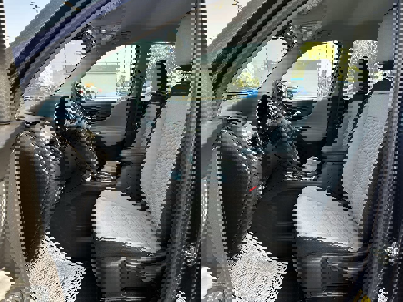 2018 Chevrolet Equinox LS photo 17