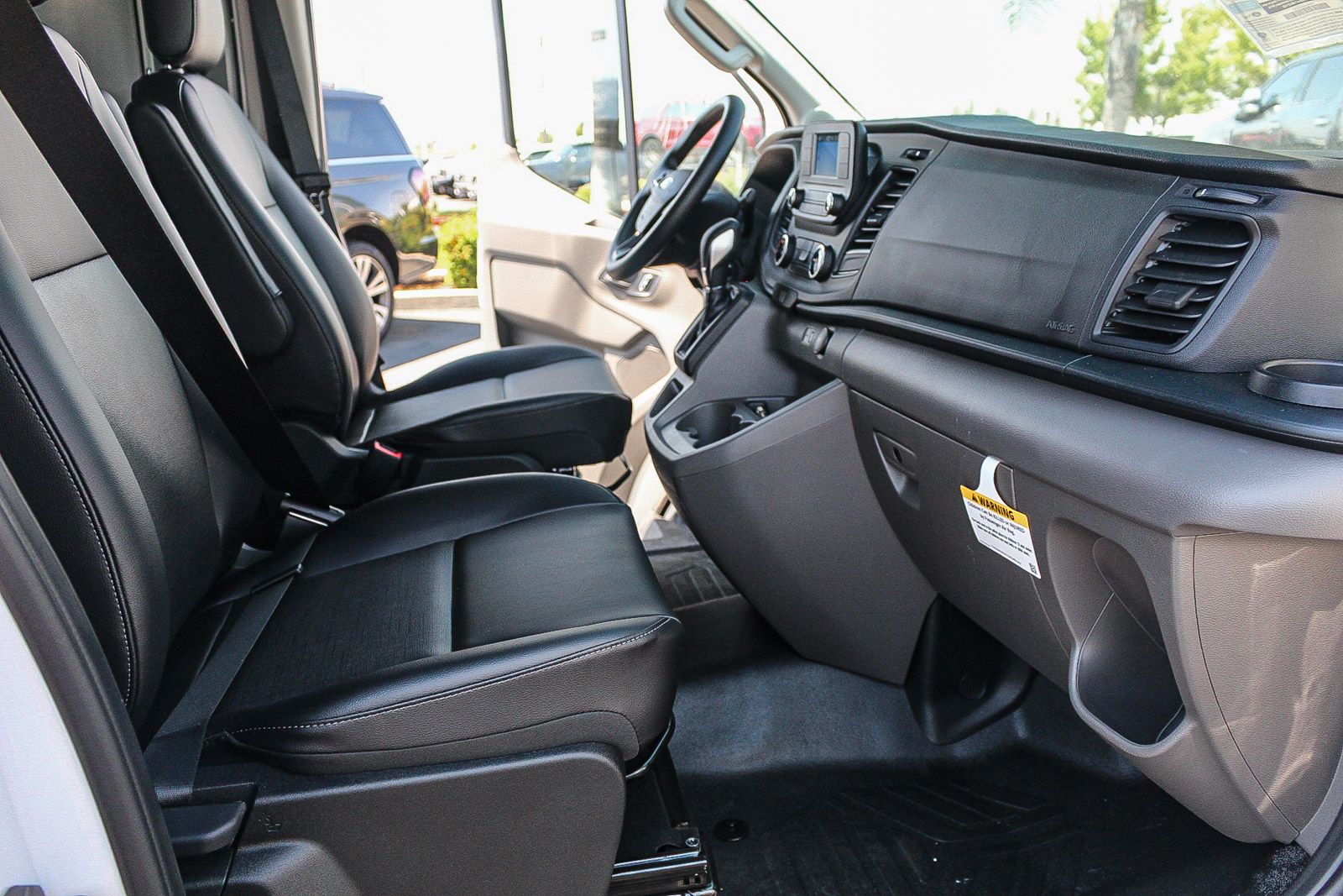 2025 Ford Transit photo 8