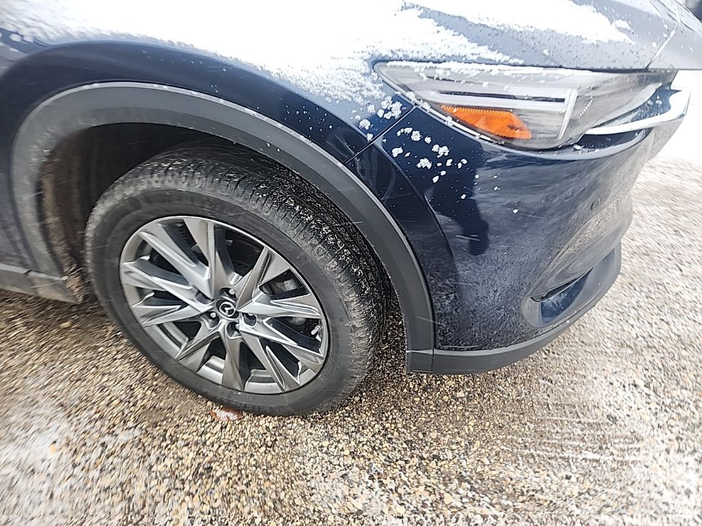 2020 Mazda CX-5 Signature photo 2