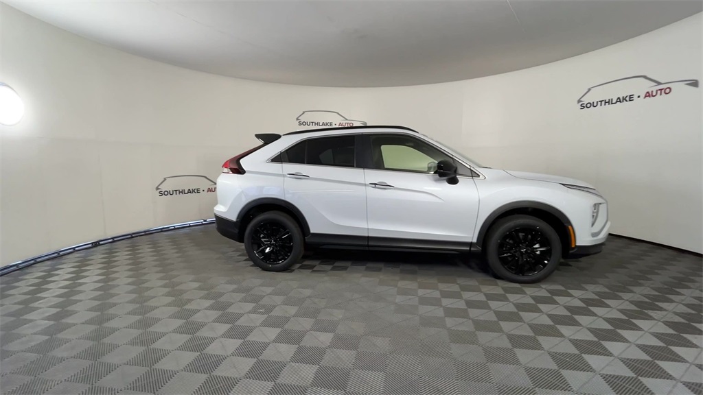 2025 Mitsubishi Eclipse Cross SEL photo 6