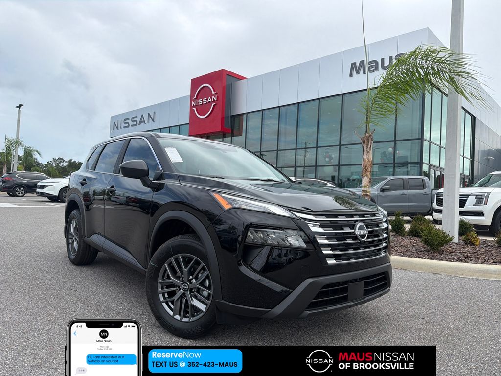 2026 Nissan Rogue S's photo