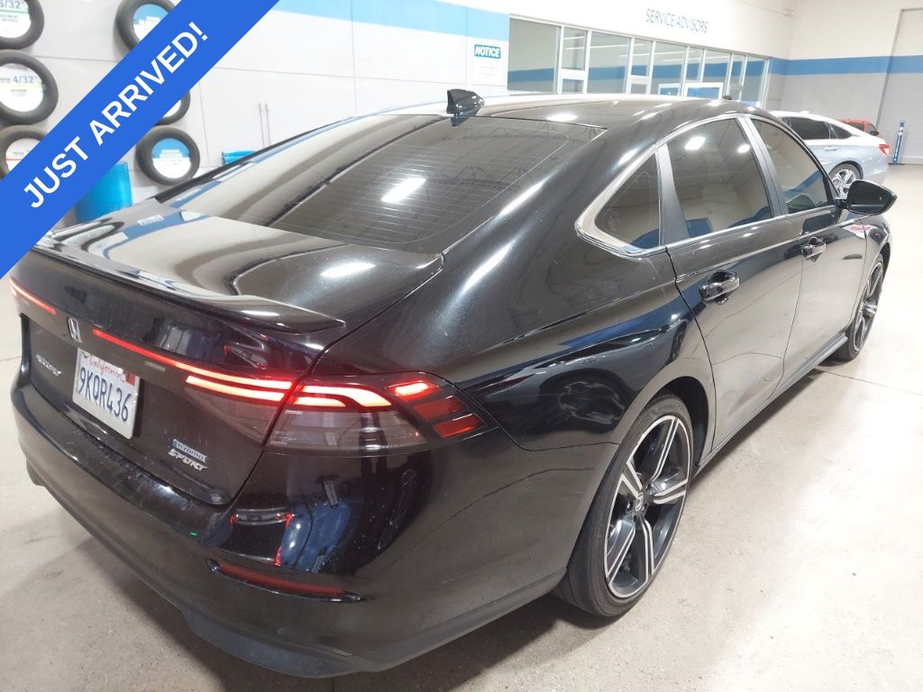 2023 Honda Accord Hybrid Sport photo 3