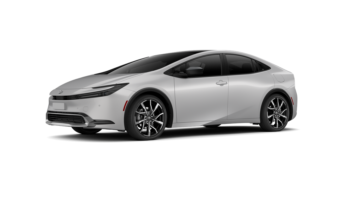 2026 Toyota Prius Plug-in Hybrid XSE photo 2