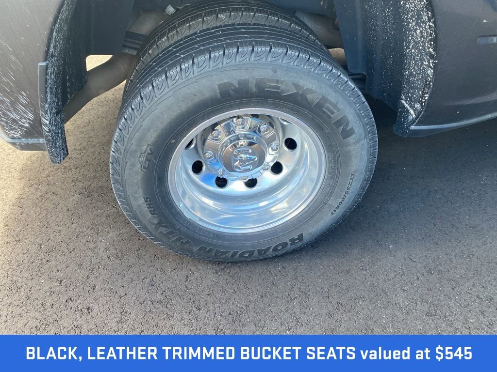 2024 Ram 3500 Laramie photo 4