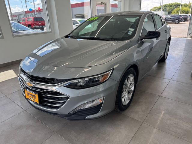 2025 Chevrolet Malibu 1LT photo 4