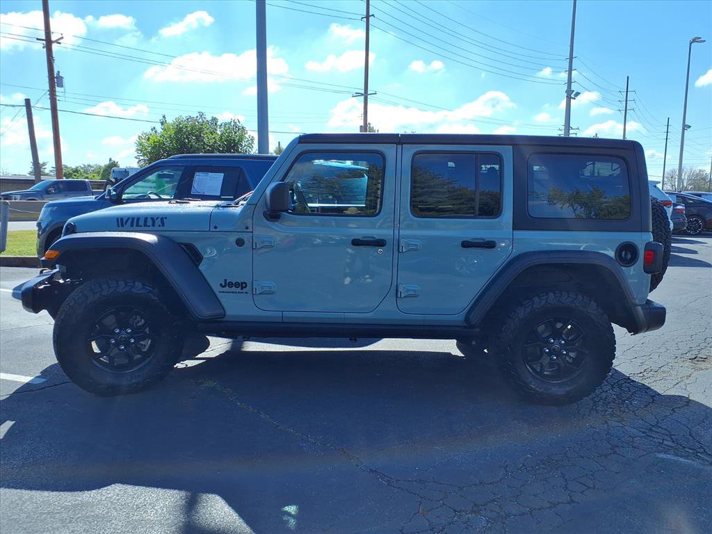 2024 Jeep Wrangler Willys photo 18