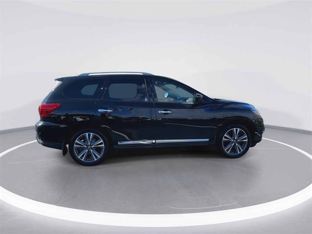 2019 Nissan Pathfinder Platinum photo 8