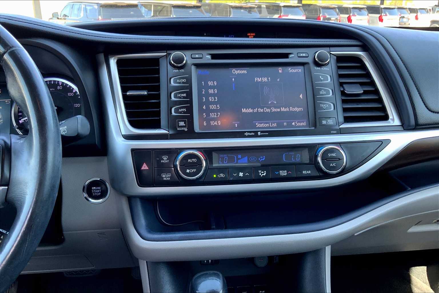 2014 Toyota Highlander Limited photo 6