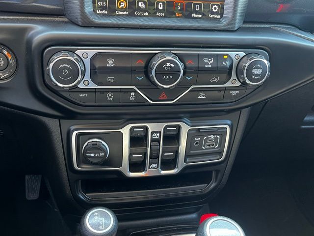 2022 Jeep Gladiator Altitude photo 24