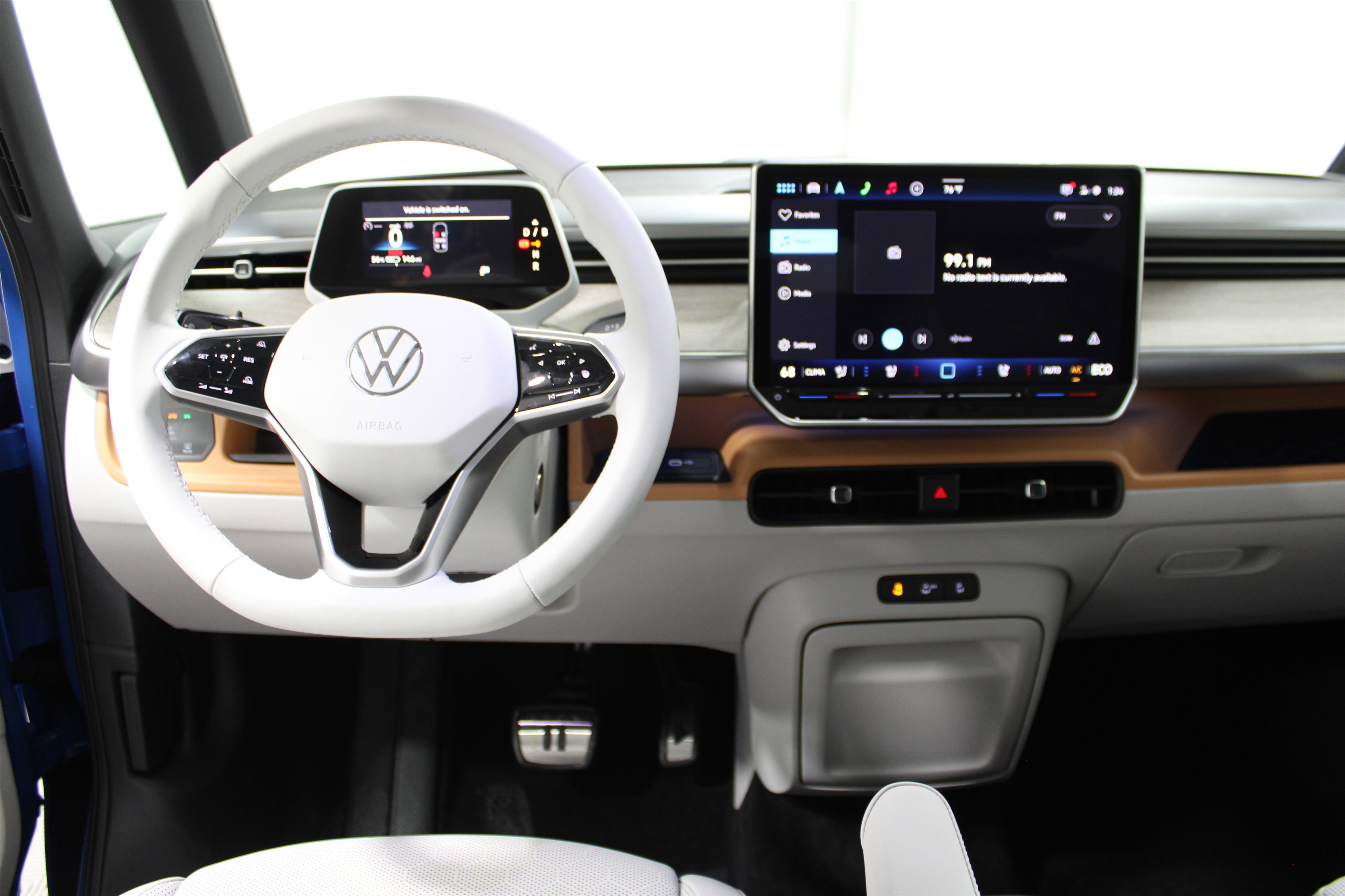 Used 2025 Volkswagen ID. Buzz 1st Edition with VIN WVG5WVEB5SH034611 for sale in Wichita, KS