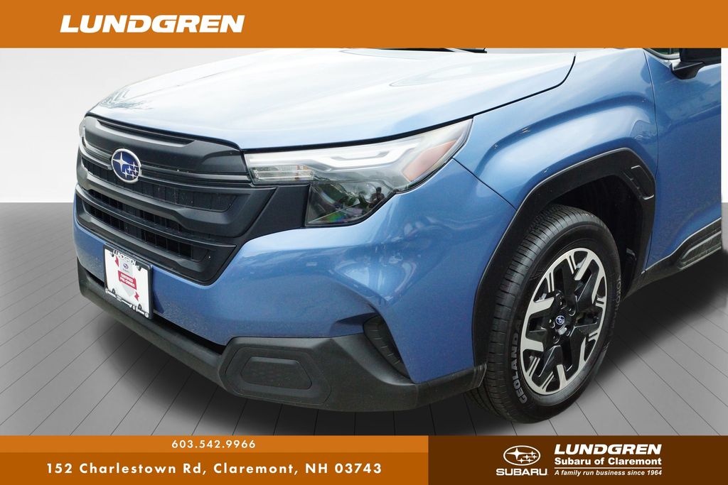 2025 Subaru Forester Base photo 27