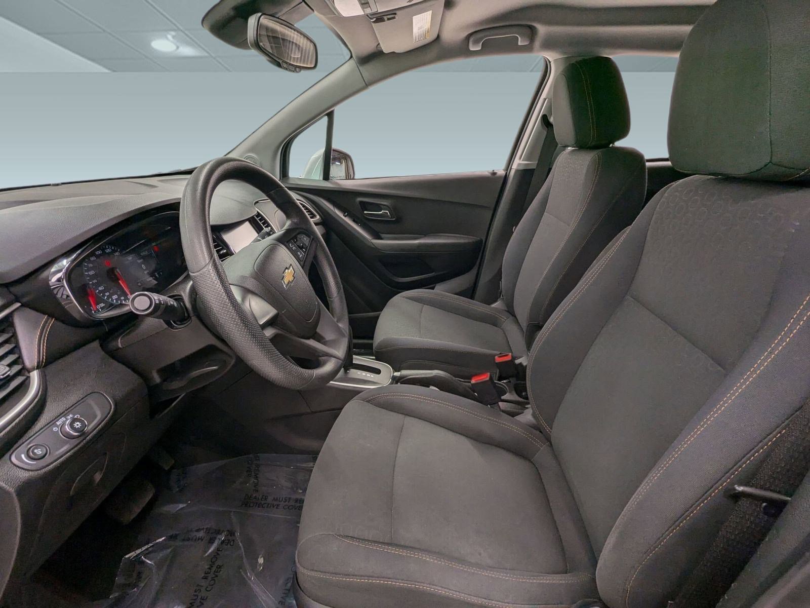 2017 Chevrolet Trax LS photo 4