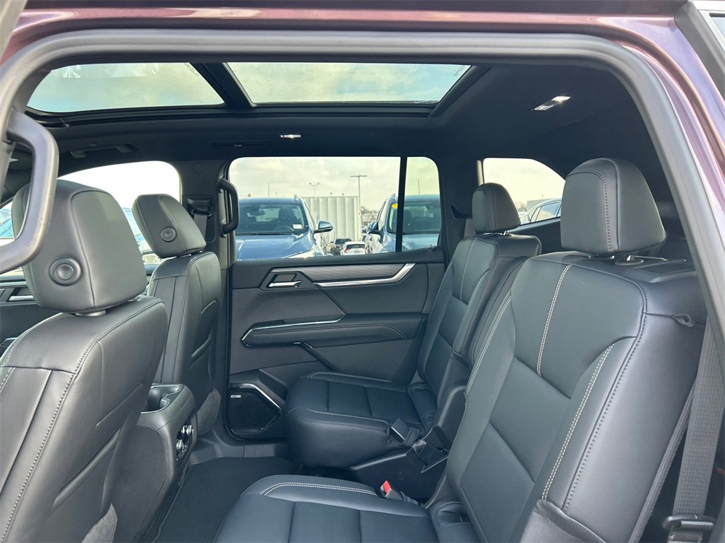 2026 GMC ACADIA - Image 33