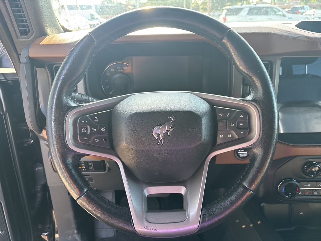 2024 Ford Bronco Outer Banks photo 17