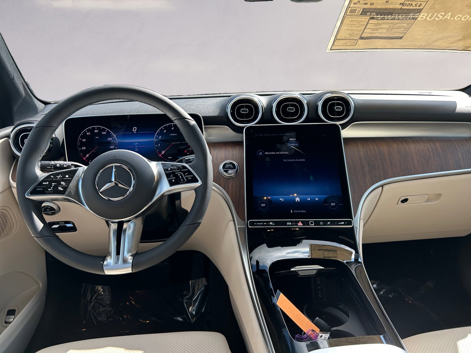 2025 Mercedes Benz GLC 300 4MATIC photo 9