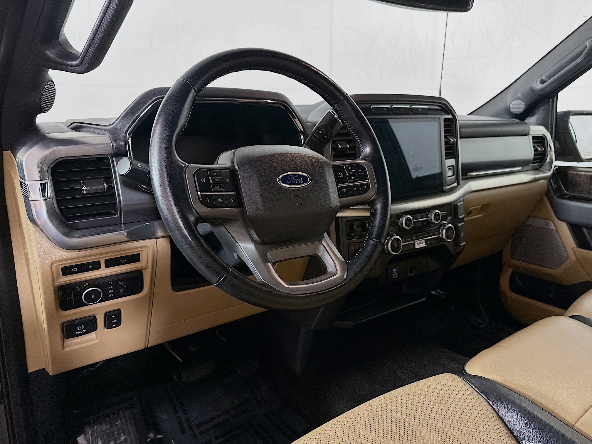 2022 Ford F-150 Lariat photo 9