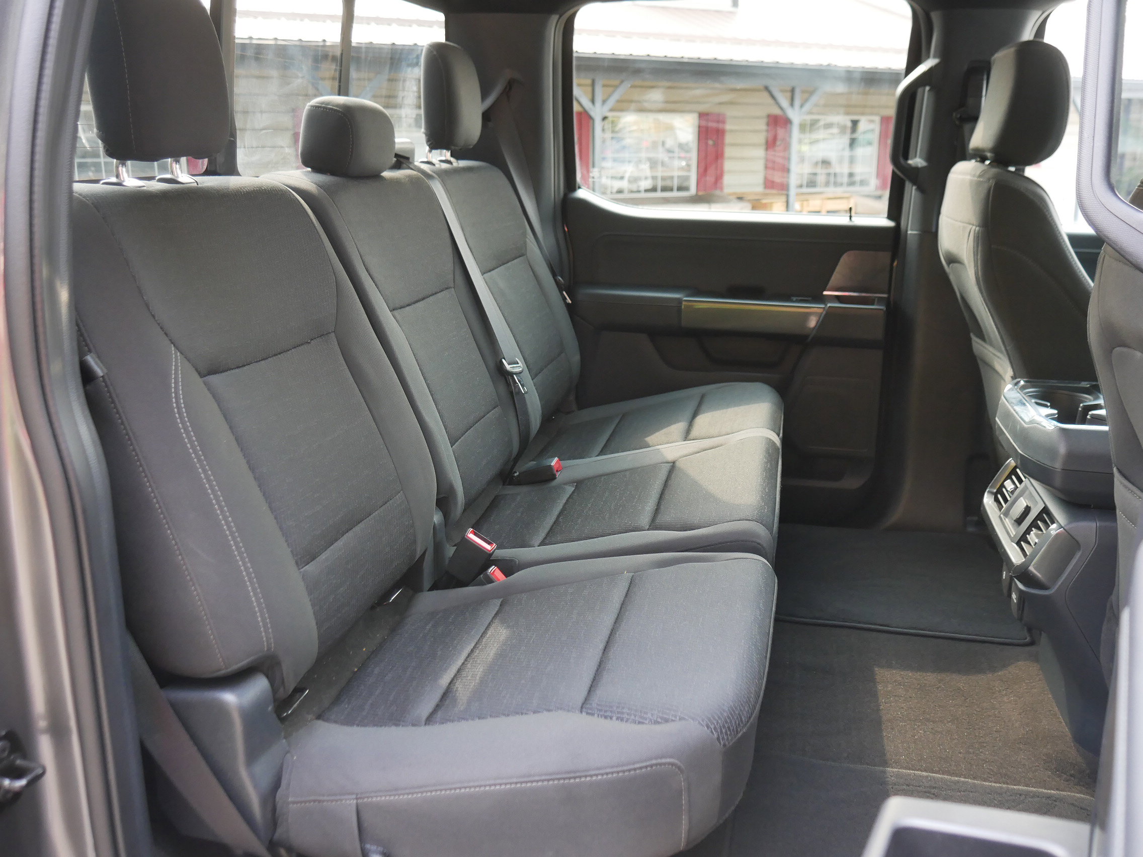2022 Ford F-150 XLT photo 25