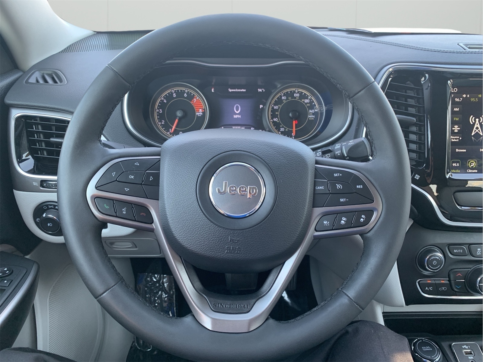 2022 Jeep Cherokee Limited photo 14