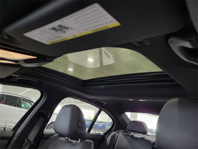 2024 Bmw 330i photo 23
