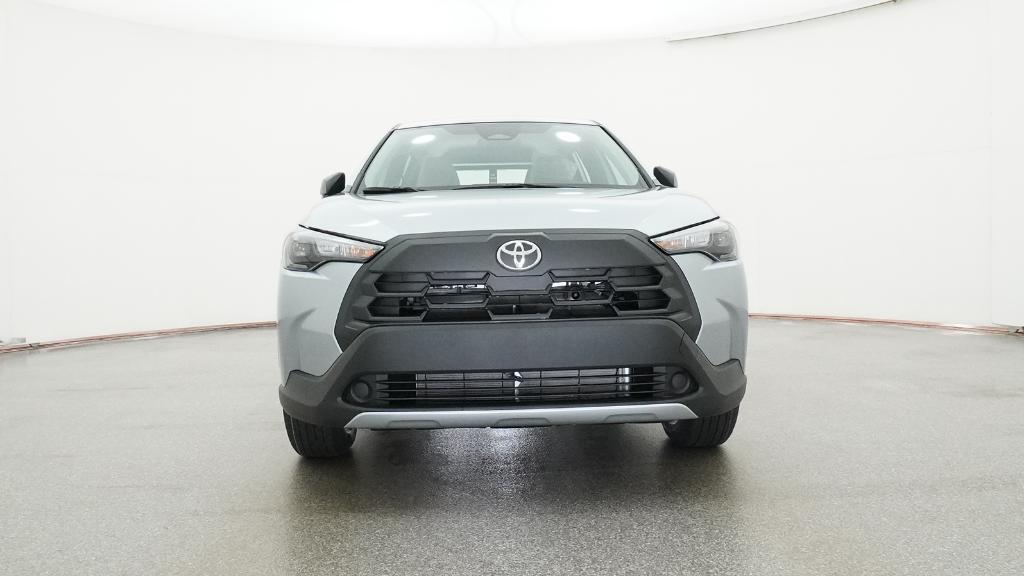 2026 Toyota Corolla Cross L photo 3