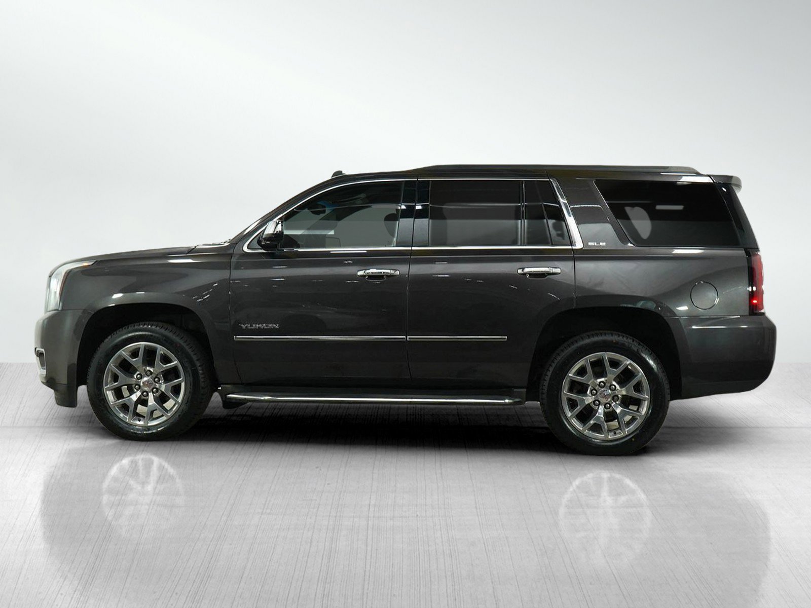 Used 2015 GMC Yukon SLE with VIN 1GKS2AKC4FR244890 for sale in White Bear Lake, Minnesota